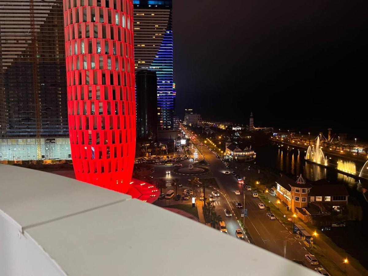 Gq Apartments On First Line Batumi Exterior foto